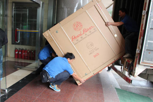 奉节钢琴贵重工艺品无忧运